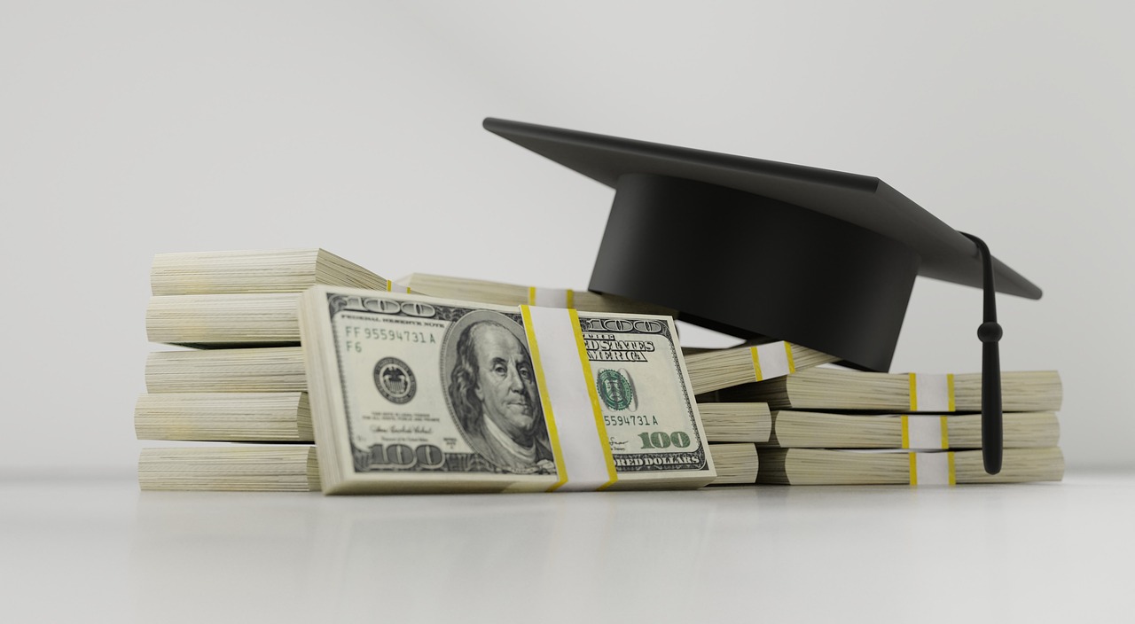 Student Debt Relief Image by 3D Animation Production Company from Pixabay