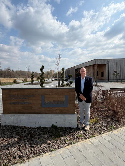 Mark Crawley Visiting UNBROKEN