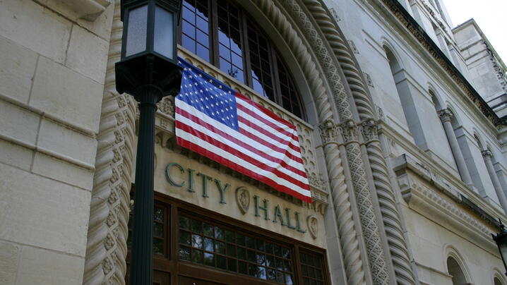 Photo of city hall