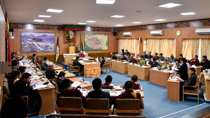Photo of meeting in Tibet