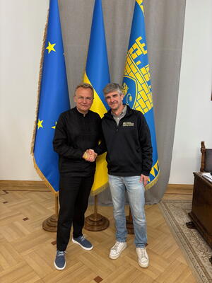 Colin Beheydt with Mayor of Lviv