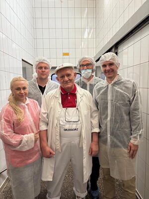 Group photo at Masar Meat Factory in Ukraine